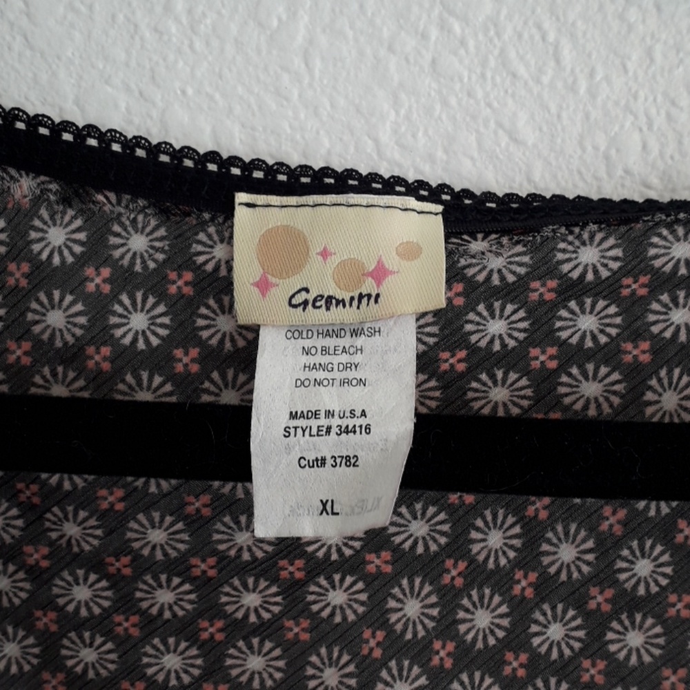 Gemini Top - Picture 7 of 8